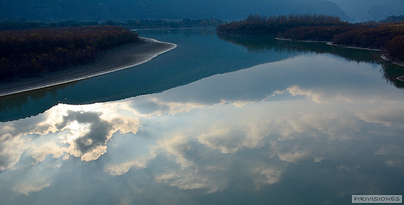 El cielo en el Pantano de la Peña