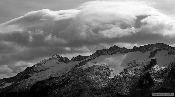 Nubes sobre el Macizo de la Maladeta