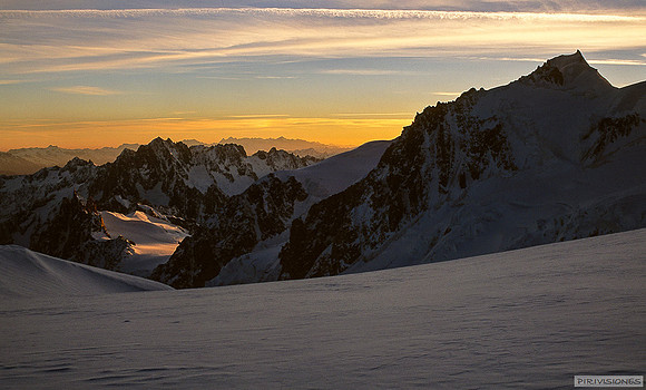 Frío amanecer en el Dôme du Goûter