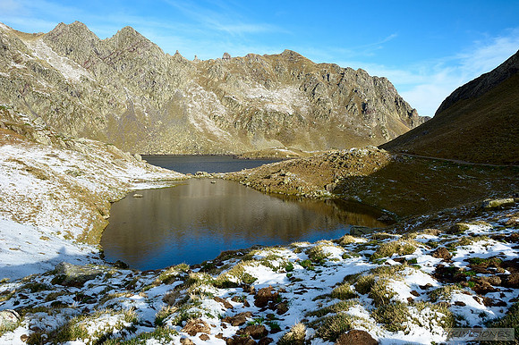 Nevada de otoño sobre el Lac Bersau