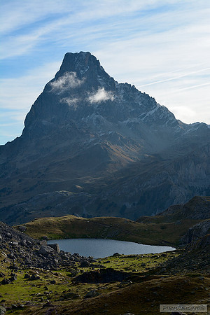 Lac Castérau y Pic du Midi d´Ossau